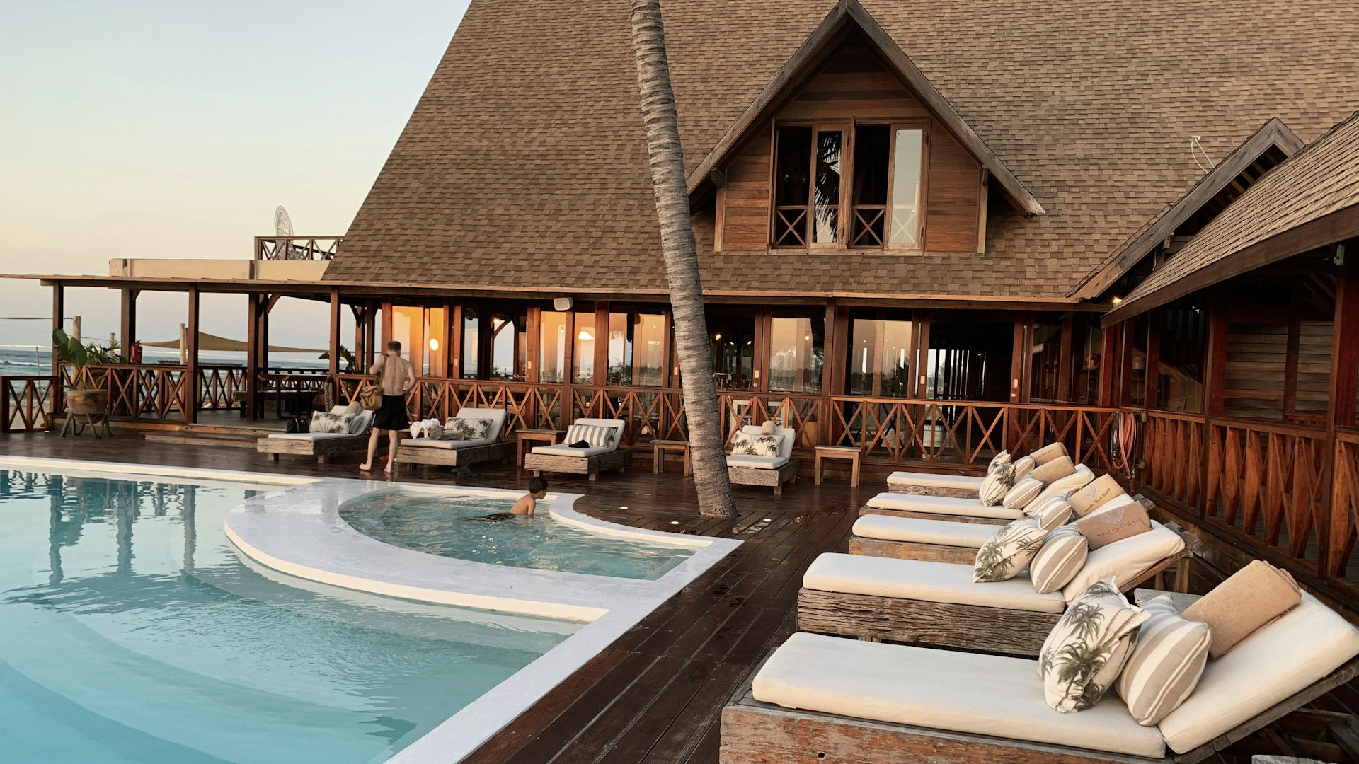 Liquid Luxury AquaJoy Hero